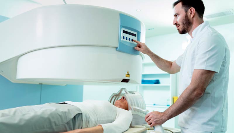Avances tecnológicos en radioterapia abren una nueva era de tratamiento oncológico más eficiente en Perú